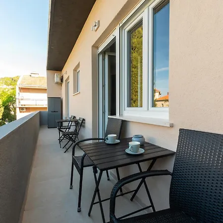 Luxury 2 Apartamento