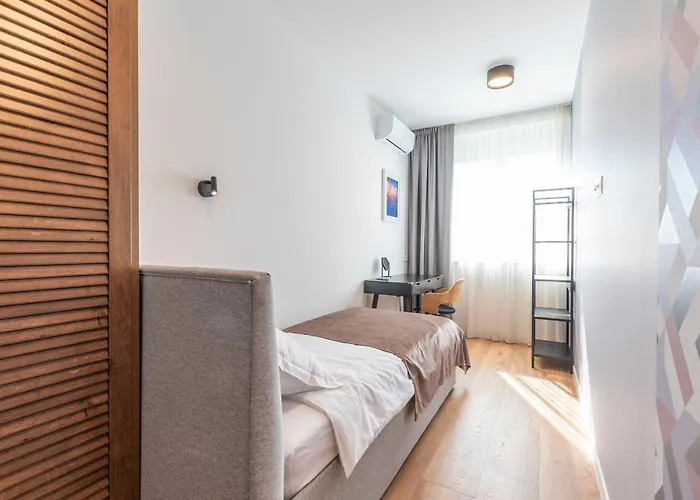 Luxury 2 Апартаменты *