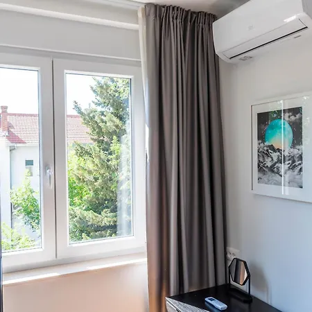 Lägenhet Luxury 2 *