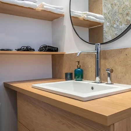 Luxury 2 스플리트