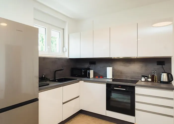 Luxury 2 Apartamento *